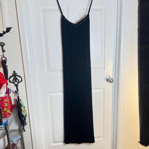 Vintage Y2K Black Velvet Maxi Dress Dark Feminine Goth Party Gown Spaghetti St - Picture 11 of 11
